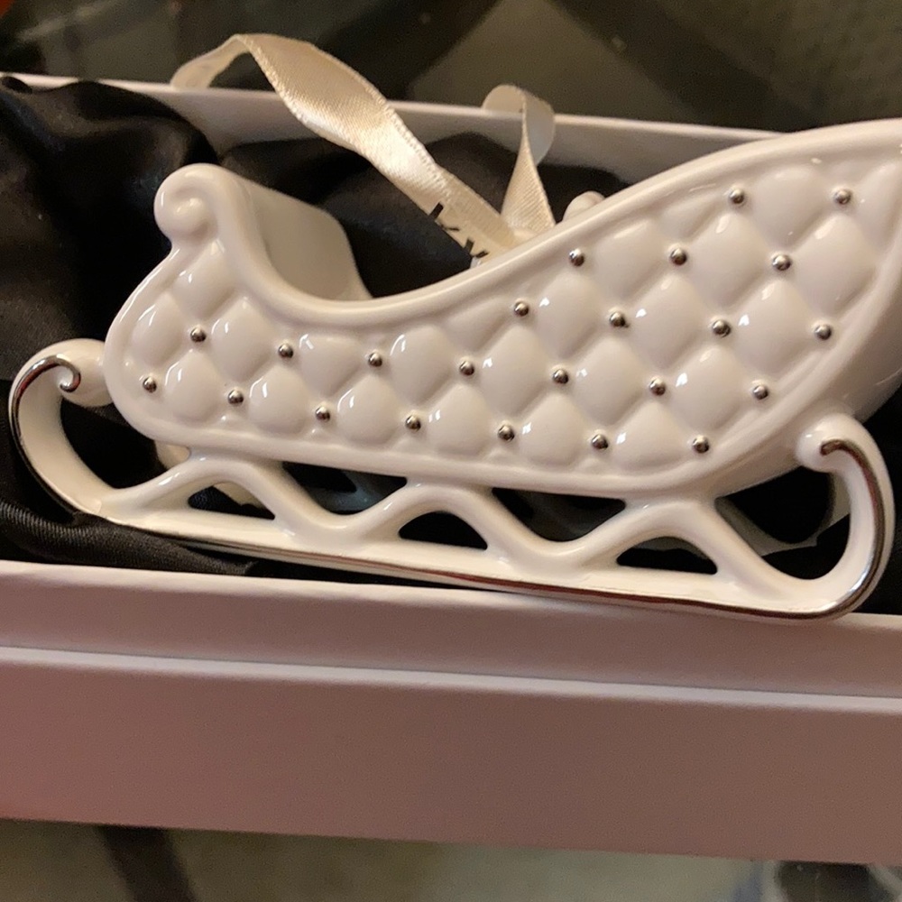 Pandora sleigh ornament 2014